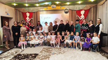 «Мама» — главное слово для каждого из нас. «Мама» — главное слово для каждого из нас.